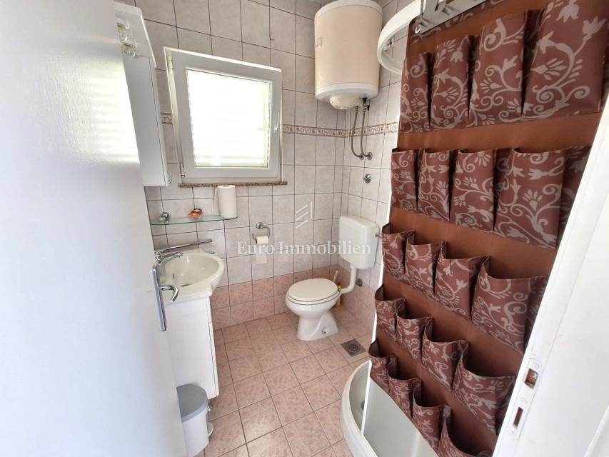 Isola di Krk, casa indipendente a 80 m dal mare