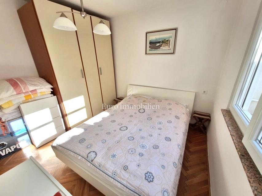 Isola di Krk, casa indipendente a 80 m dal mare
