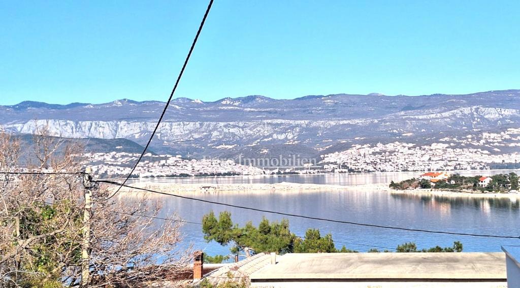 Isola di Krk, casa indipendente a 80 m dal mare