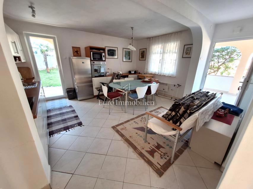 Isola di Krk, casa indipendente a 80 m dal mare