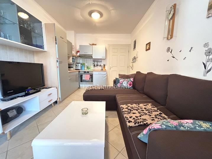 Novalja - appartamento al piano terra con ampia terrazza