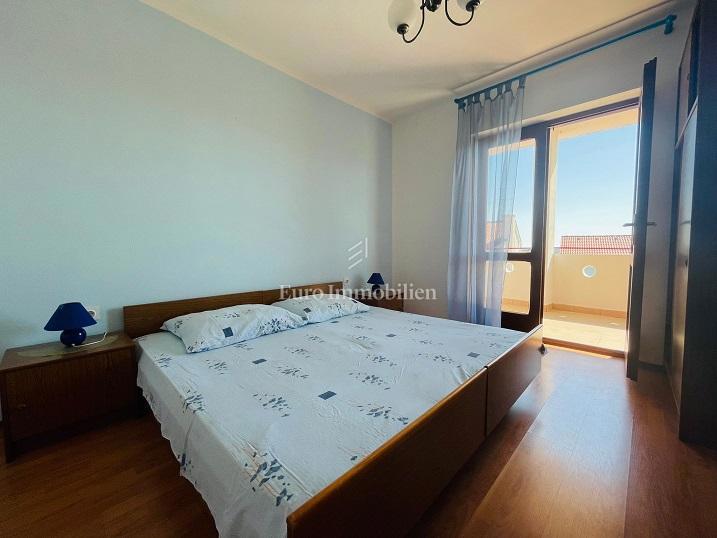 Novalja - casa con 7 appartamenti e vista mare