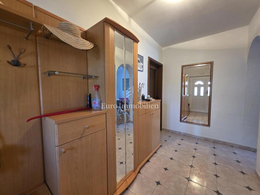 Crikvenica - casa con quattro appartamenti in posizione privilegiata