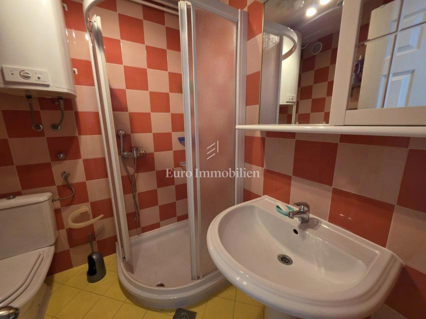 Crikvenica - casa con quattro appartamenti in posizione privilegiata