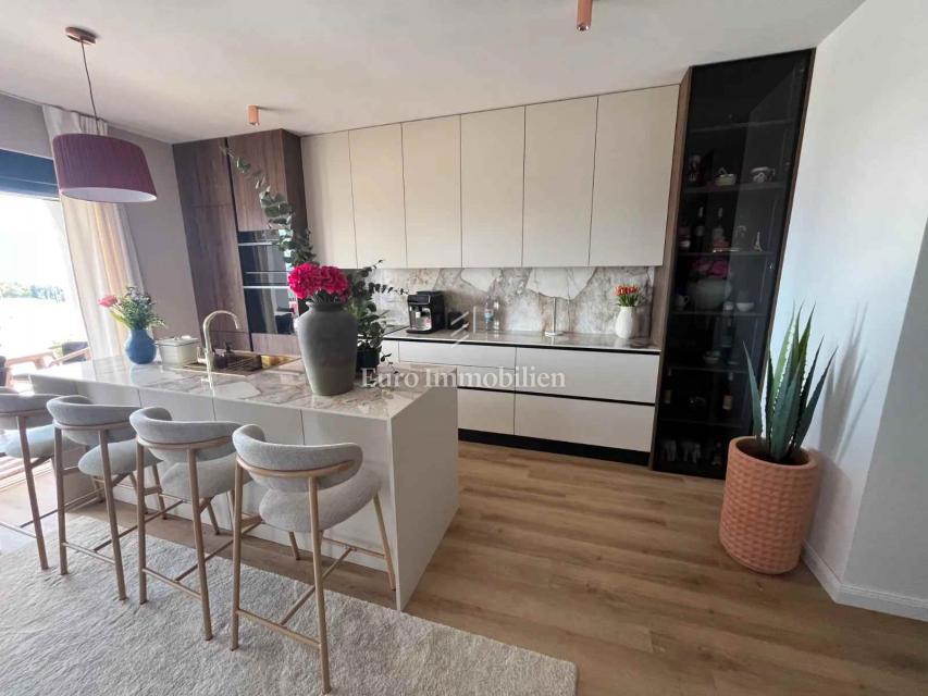 Zara, Višnjik - appartamento in una nuova costruzione