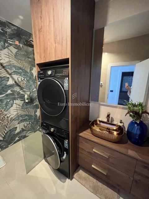 Zara, Višnjik - appartamento in una nuova costruzione