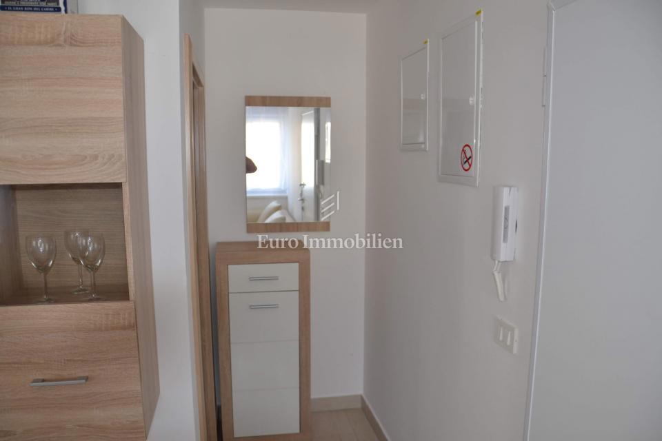 Appartamento con balcone vicino al mare