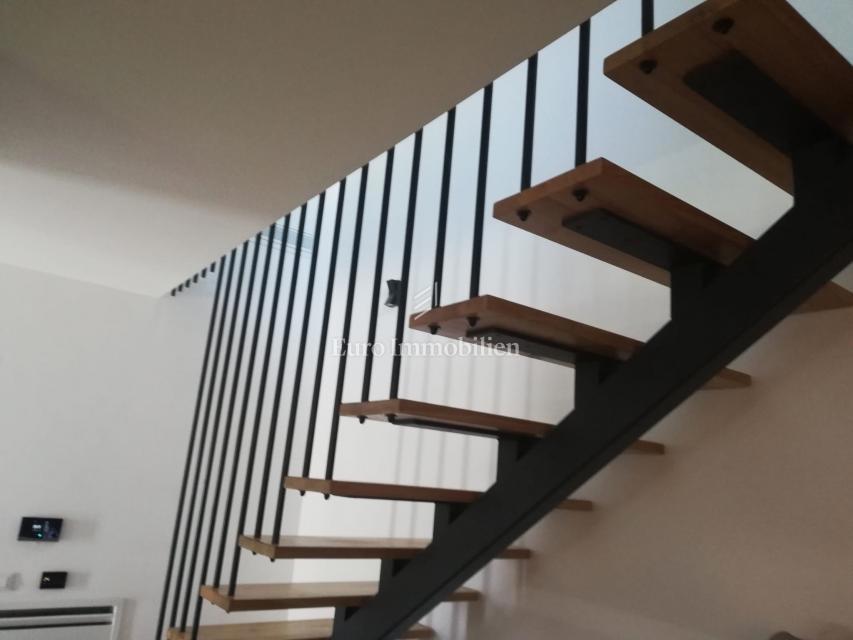 Nin - casa con piscina vicino al mare