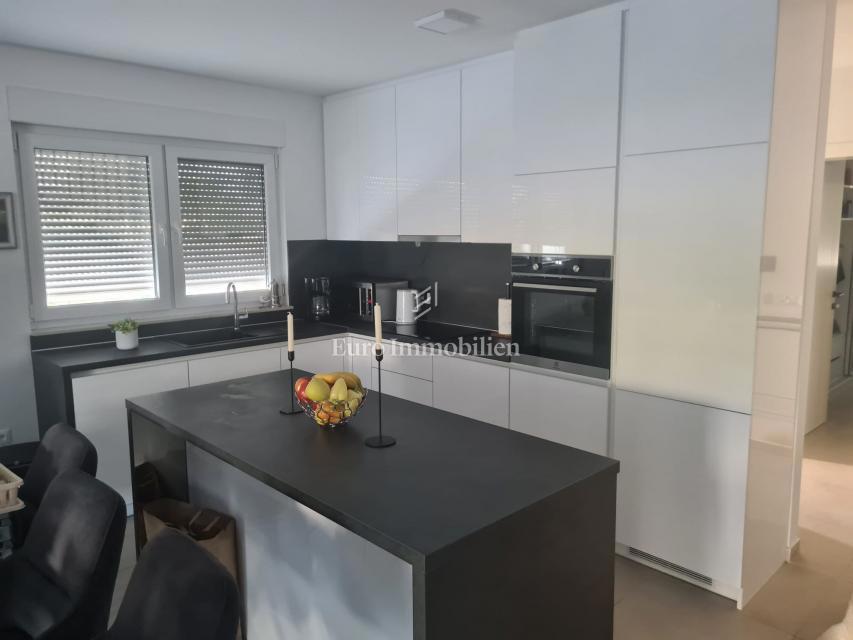 Nin - casa con piscina vicino al mare