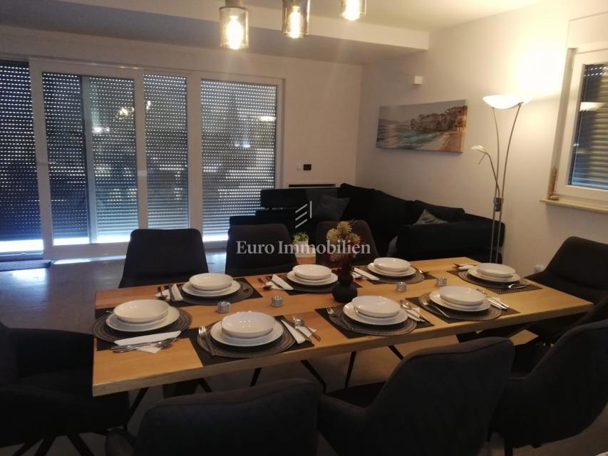 Nin - casa con piscina vicino al mare