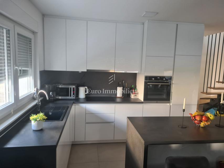 Nin - casa con piscina vicino al mare