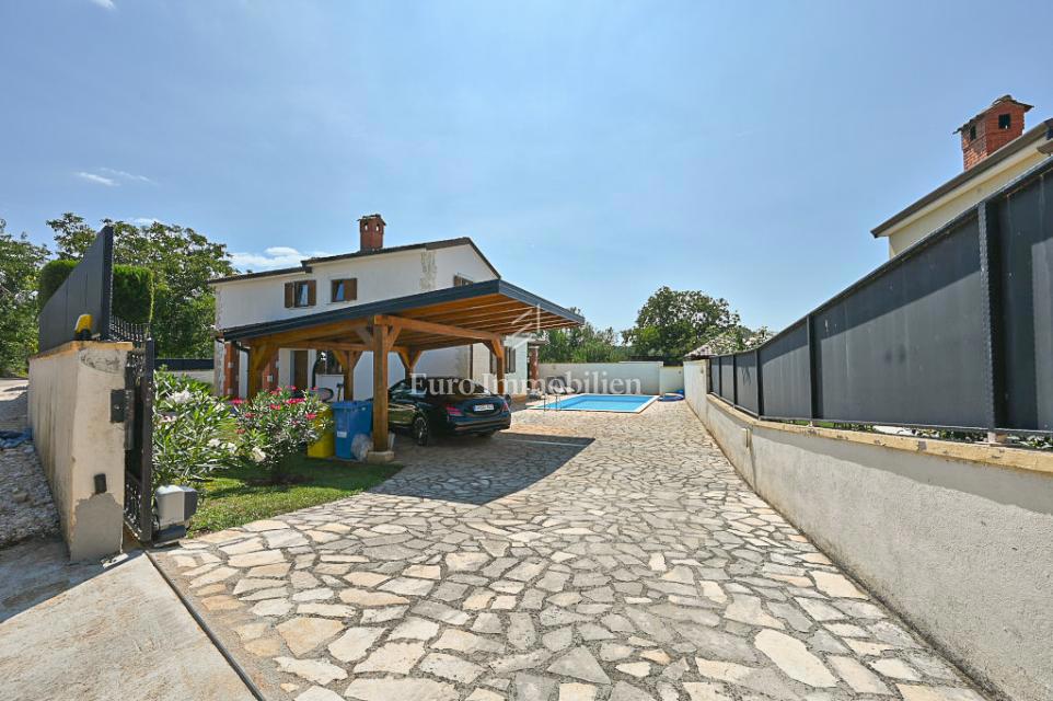 Istria, Visinada – Casa indipendente con piscina