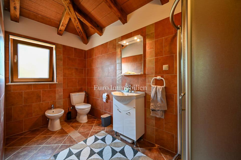 Istria, Visinada – Casa indipendente con piscina