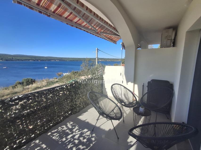 Appartamento in prima fila al mare, Vrulje – Kruševo