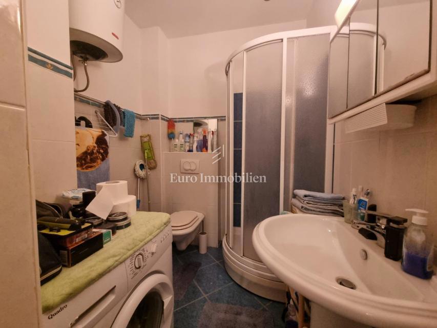 Crikvenica, Appartamento arredato in edificio con ascensore