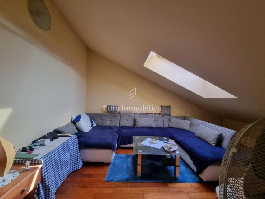 Crikvenica, Appartamento arredato in edificio con ascensore