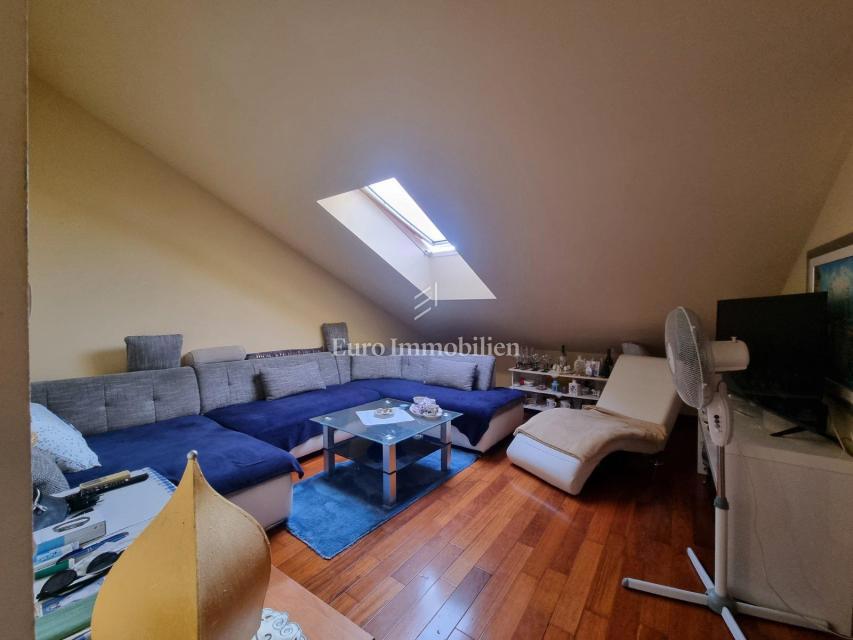 Crikvenica, Appartamento arredato in edificio con ascensore