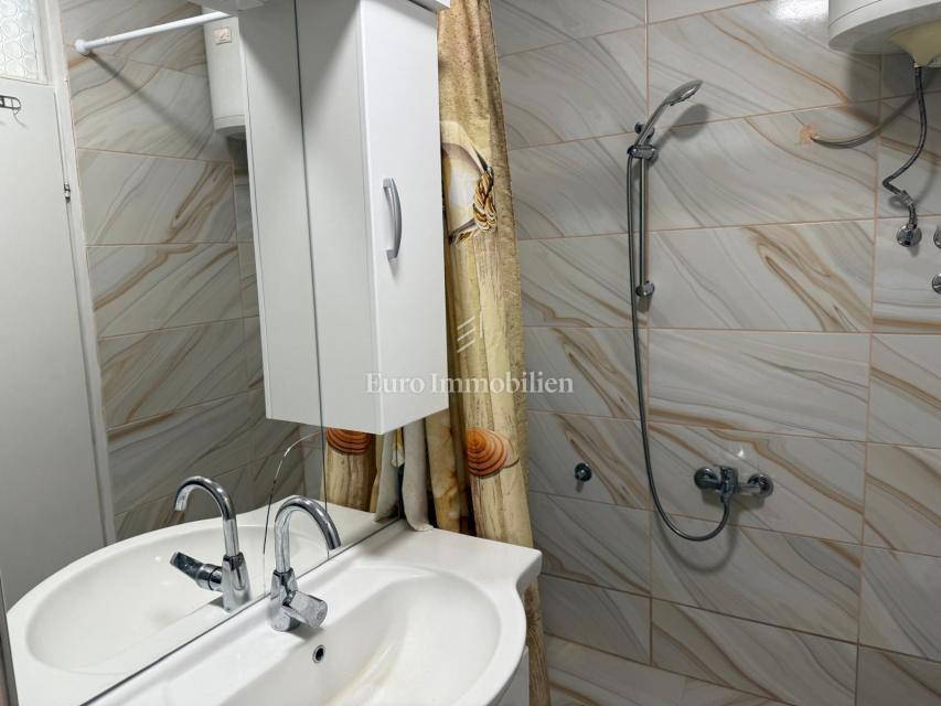 Senj, Appartamento vicino al mare e centro con vista