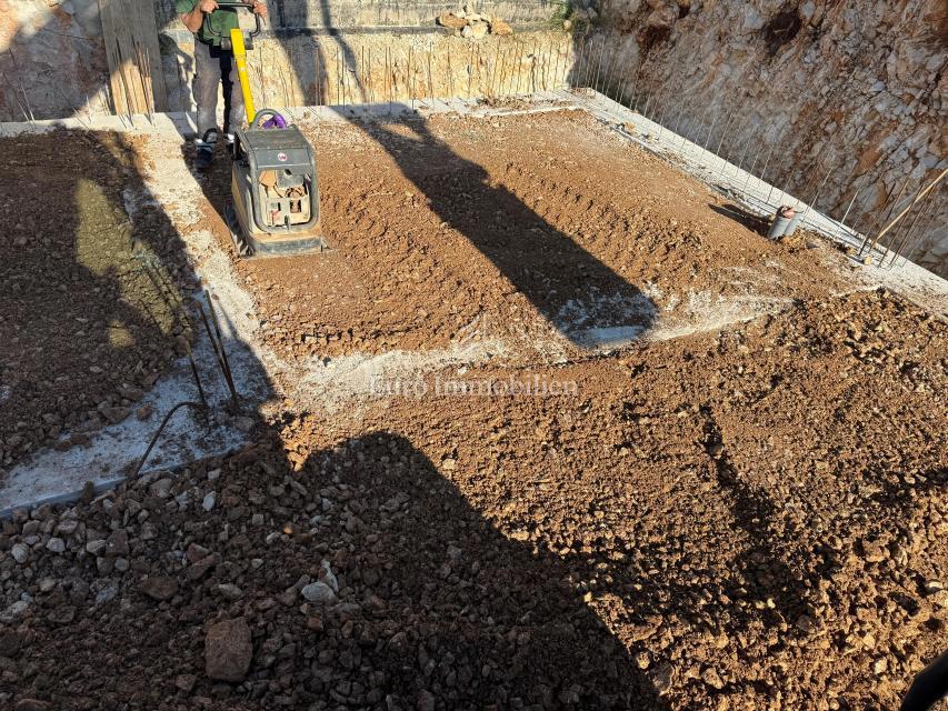Terreno edificabile a 80 m dal mare, Isola di Molat