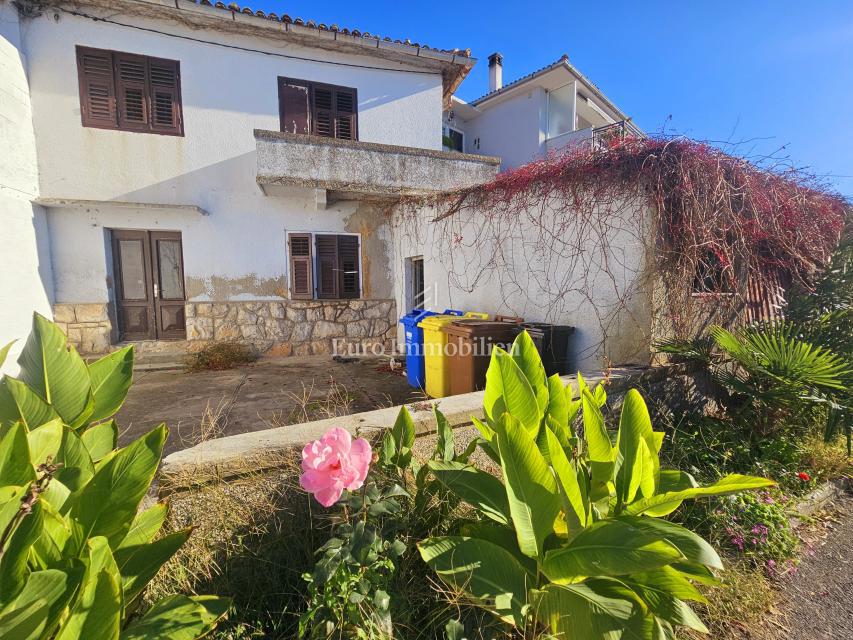 Casa d’epoca in posizione fantastica – fronte mare, Klimno