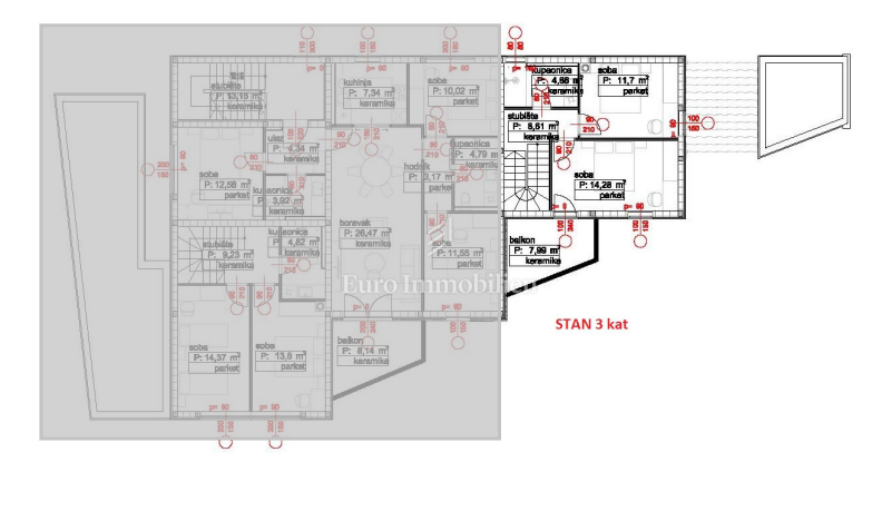 Ampio appartamento in nuova costruzione vicino al mare
