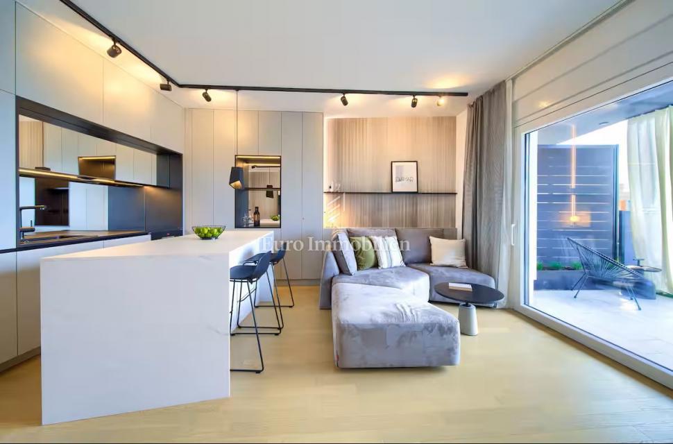 Città di Krk, appartamento arredato al piano terra