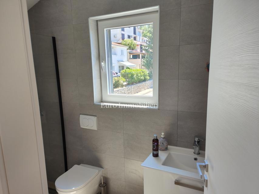 Bilocale nuovo con vista mare