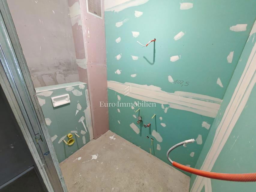 Centro di Senj, Nuova costruzione, Piano rialzato