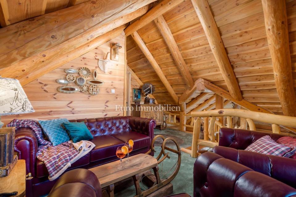 Ravna Gora  Kupjak, casa con piscina e area wellness