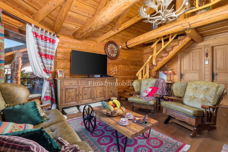 Ravna Gora  Kupjak, casa con piscina e area wellness