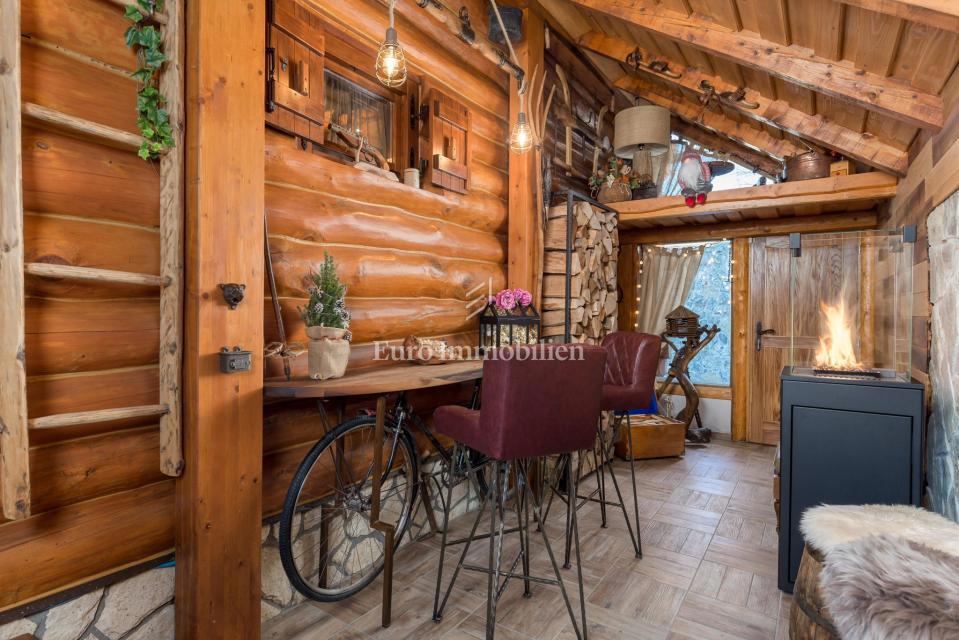 Ravna Gora  Kupjak, casa con piscina e area wellness