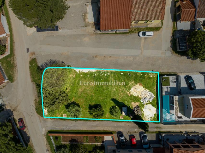 Istria – terreno edificabile con vista mare e permesso