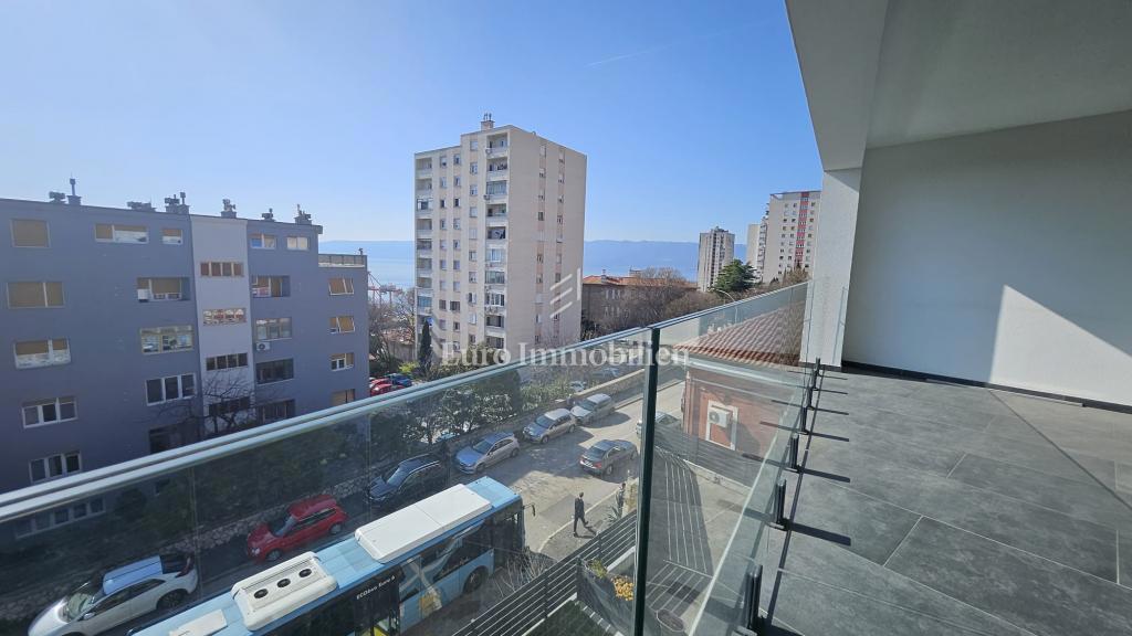 Splendido appartamento con vista mare