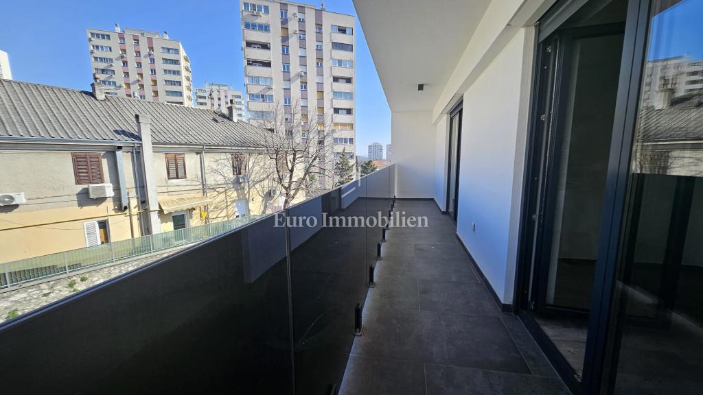 Splendido appartamento con vista mare