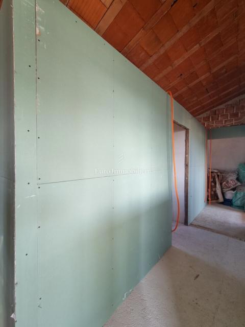 Dintorni di Visignano – casa con tre appartamenti