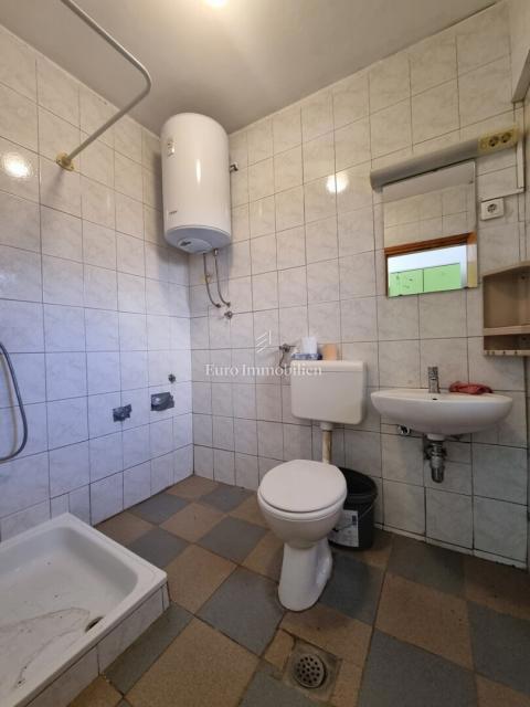 Dintorni di Visignano – casa con tre appartamenti