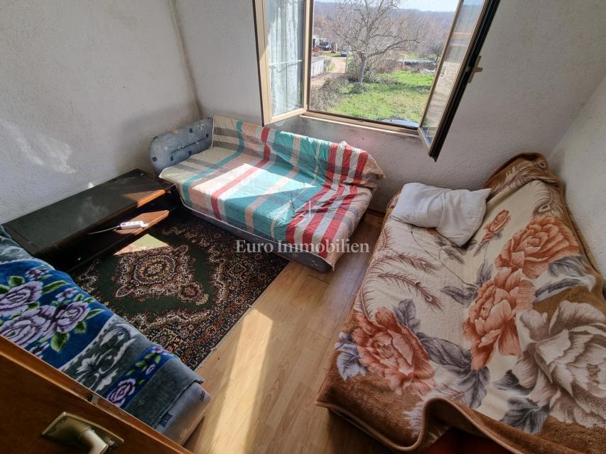 Dintorni di Visignano – casa con tre appartamenti