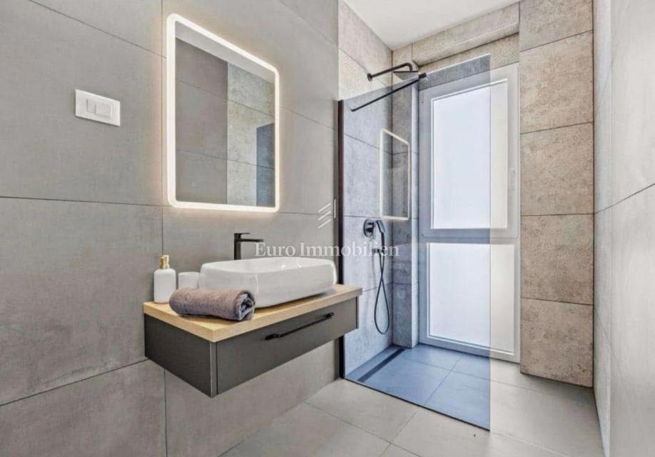 Villa moderna con piscina riscaldata, Svetvincenti, Istria