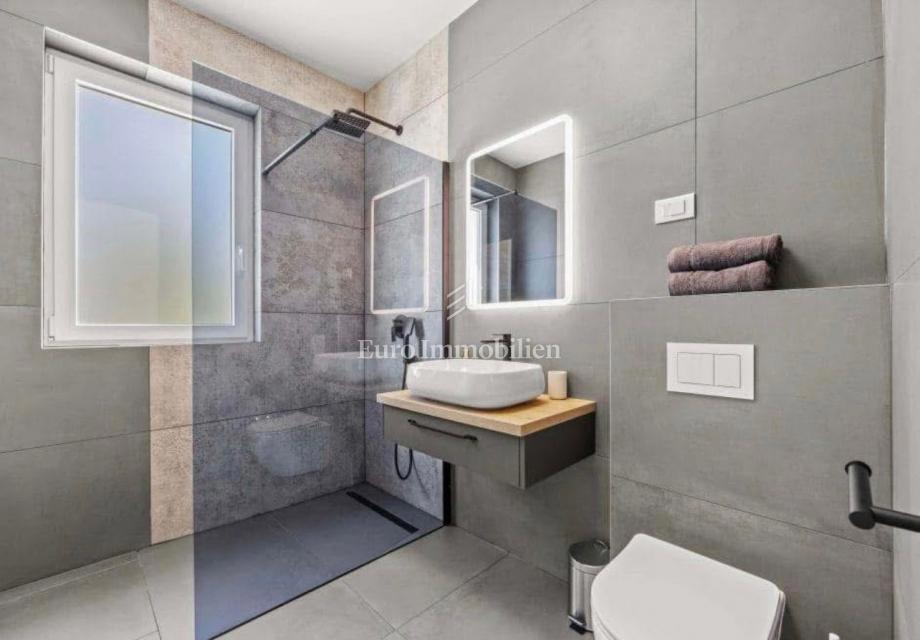 Villa moderna con piscina riscaldata, Svetvincenti, Istria