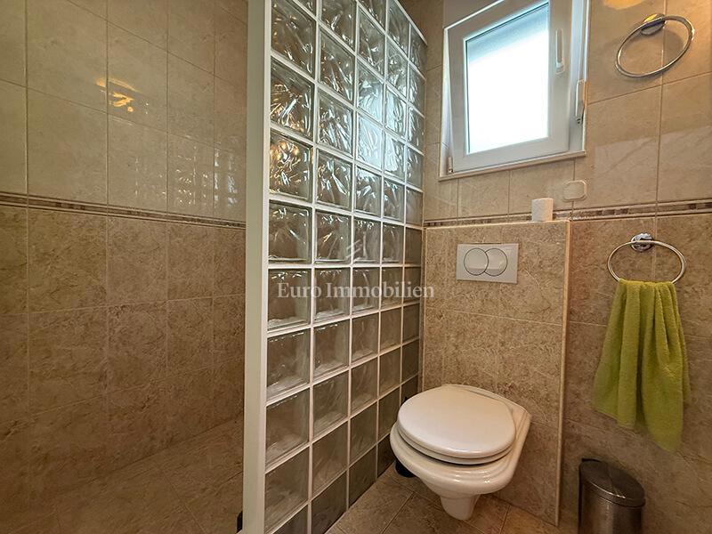 Promajna - appartamento arredato vicino alla spiaggia