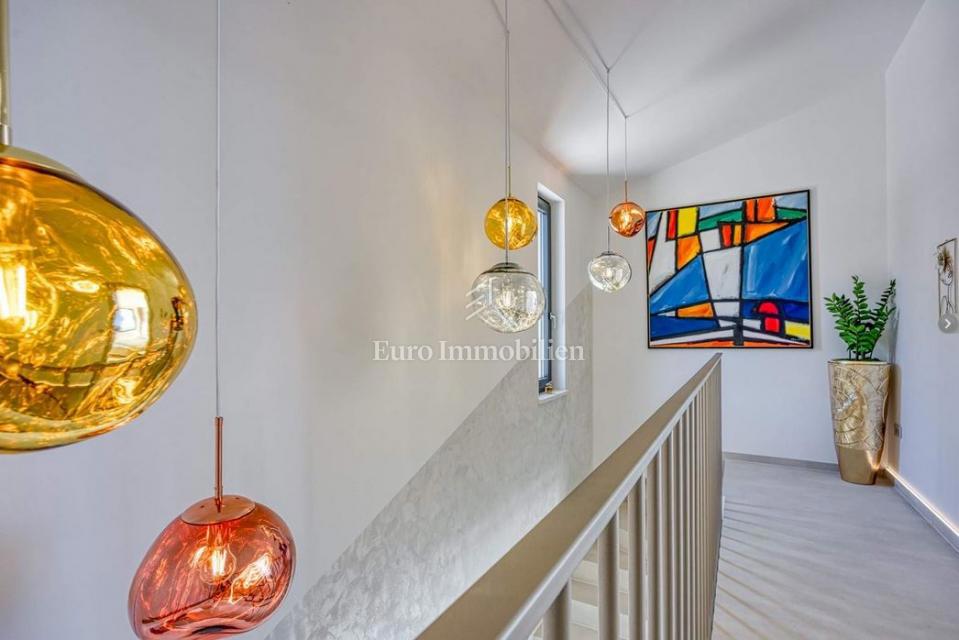 Istria - Villa di lusso con piscina e vista mare aperta