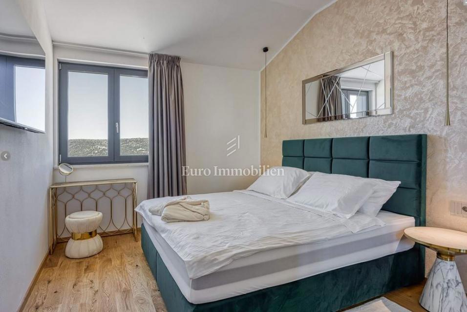 Istria - Villa di lusso con piscina e vista mare aperta