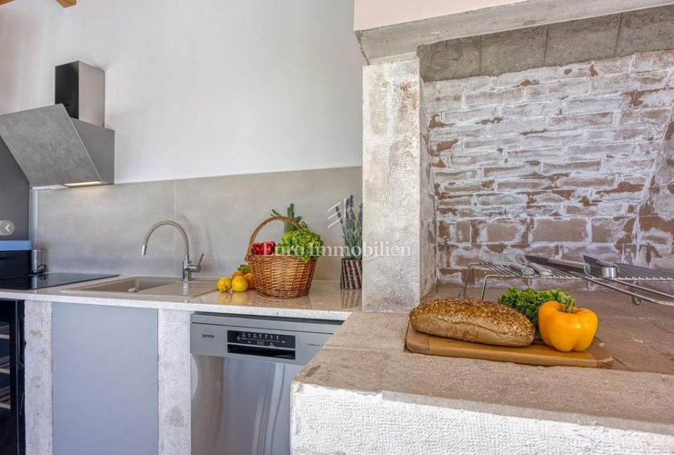 Istria - Villa di lusso con piscina e vista mare aperta