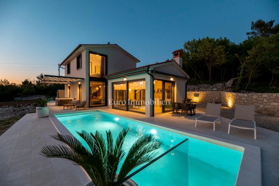 Istria - Villa di lusso con piscina e vista mare aperta