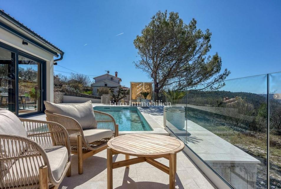 Istria - Villa di lusso con piscina e vista mare aperta