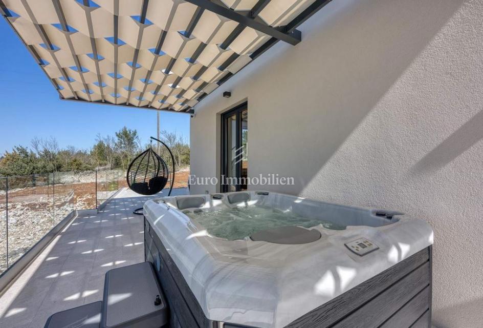 Istria - Villa di lusso con piscina e vista mare aperta