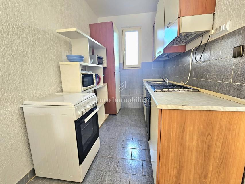 Ampia casa con 3 unità, Ližnjan