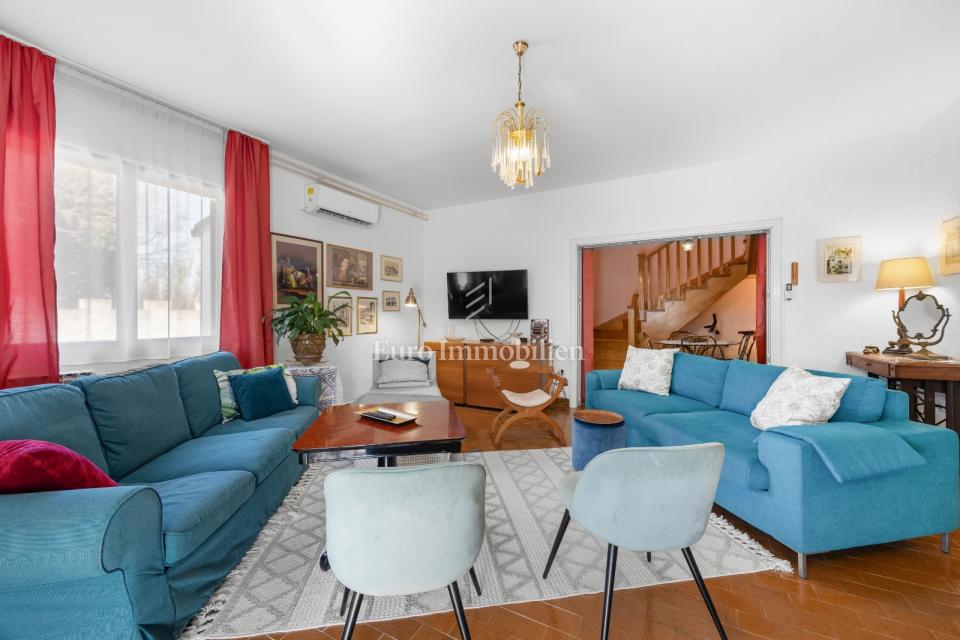 Ampia casa con 3 unità, Ližnjan