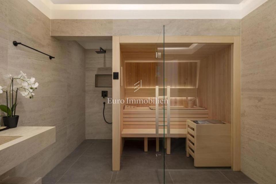 Crikvenica - Villa moderna con piscina e vista mare