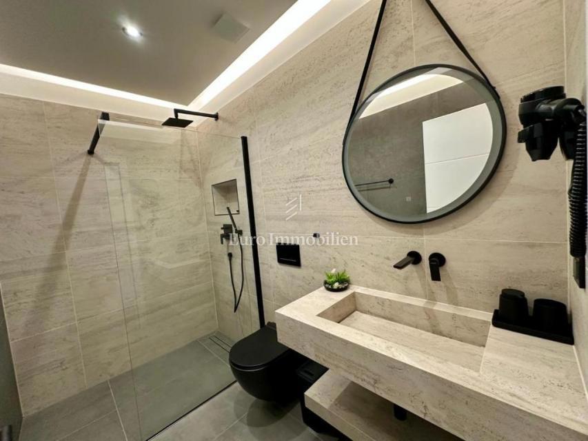 Crikvenica - Villa moderna con piscina e vista mare